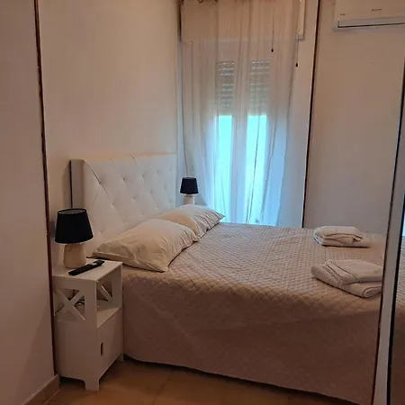 Homestay Residenza Ponente *